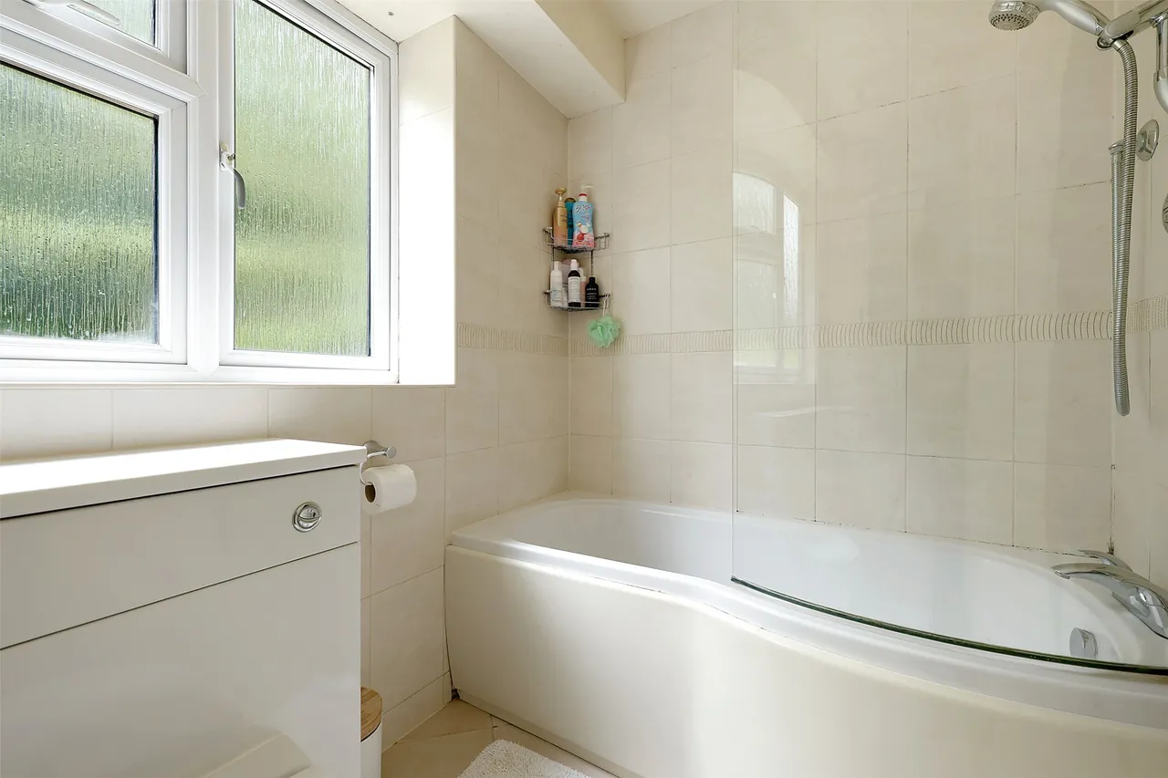 Outwood Lane, Chipstead, CR5, photo 5