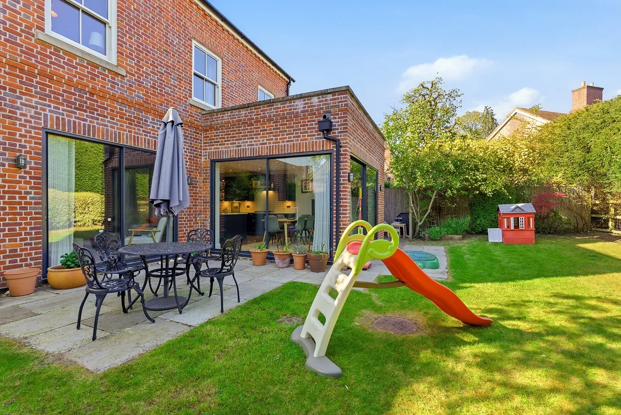 Orchard Green, Beaconsfield, HP9, photo 4
