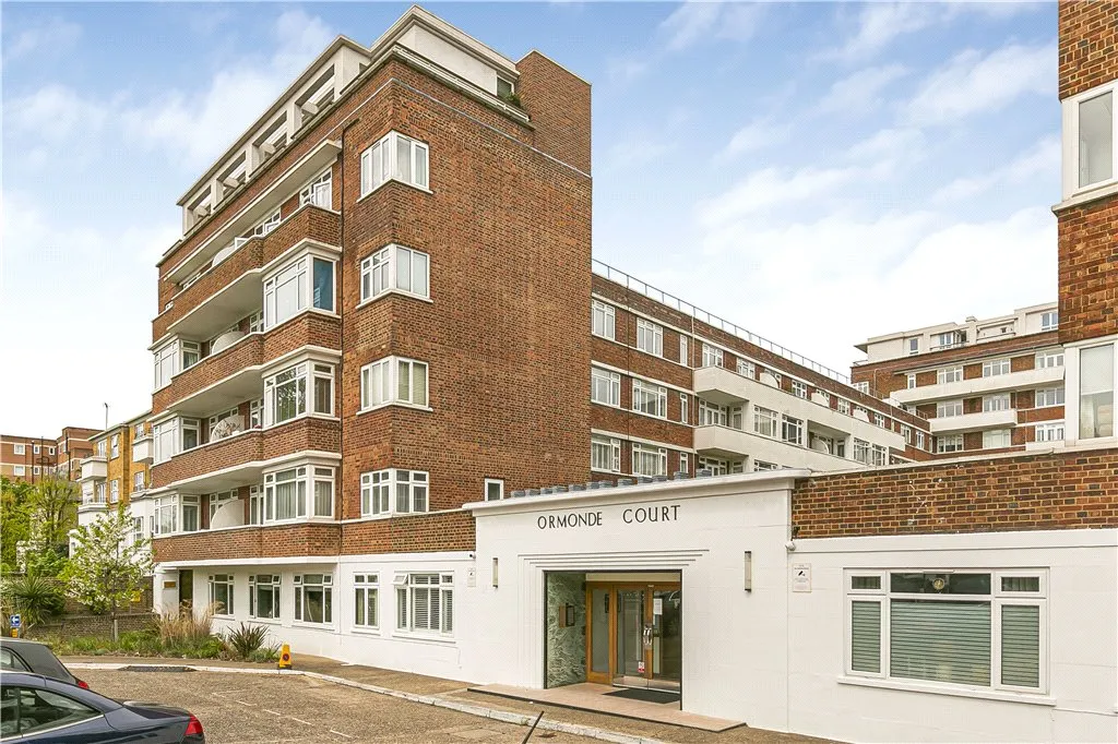 Upper Richmond Road, London, SW15, photo 14