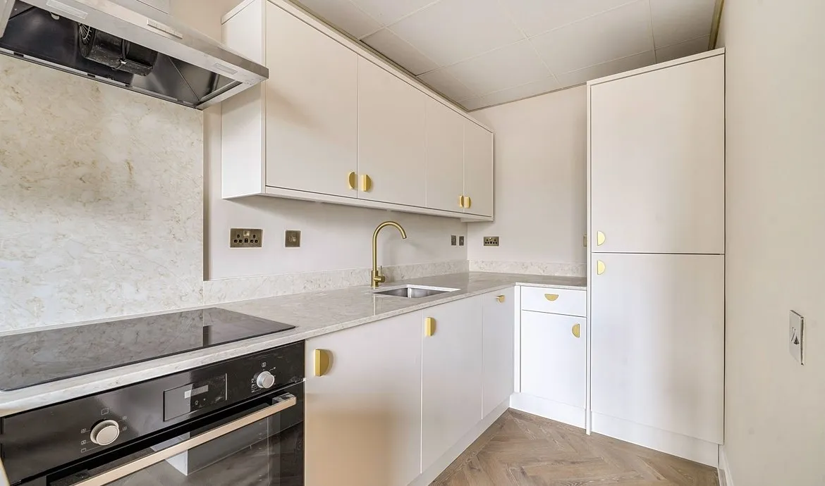 Great Peter Street, Great Peter House, SW1P, photo 6
