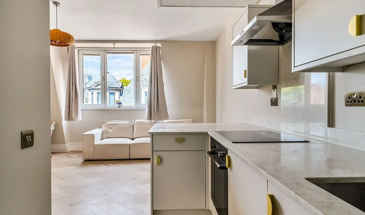 Great Peter Street, Great Peter House, SW1P, photo 3