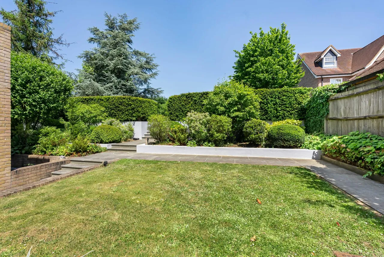 London Road, St Albans, AL1, photo 13