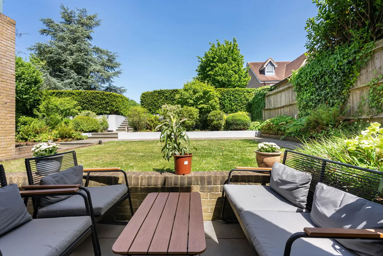 London Road, St Albans, AL1, photo 12