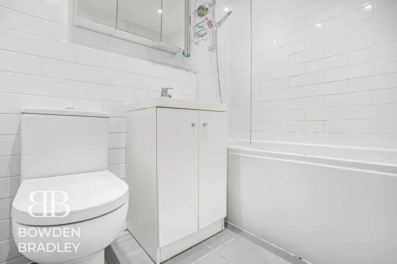 Wickets Way, Hainault, IG6, photo 24