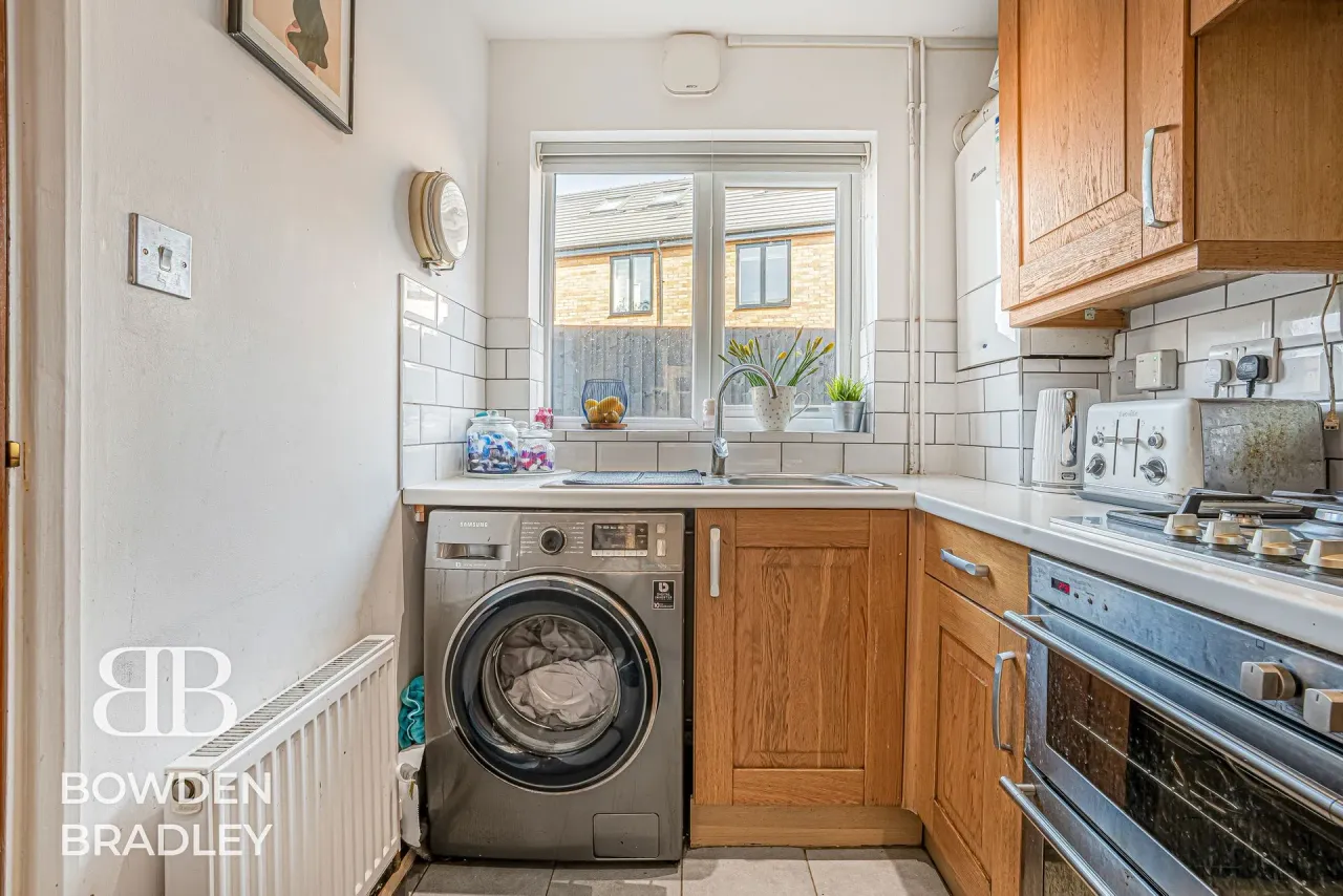 Wickets Way, Hainault, IG6, photo 20