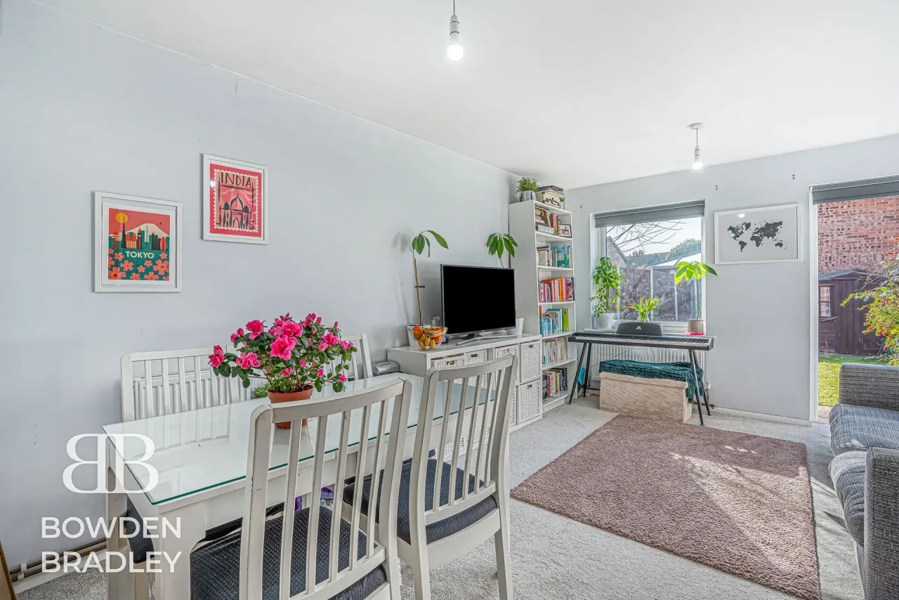 Wickets Way, Hainault, IG6, photo 15