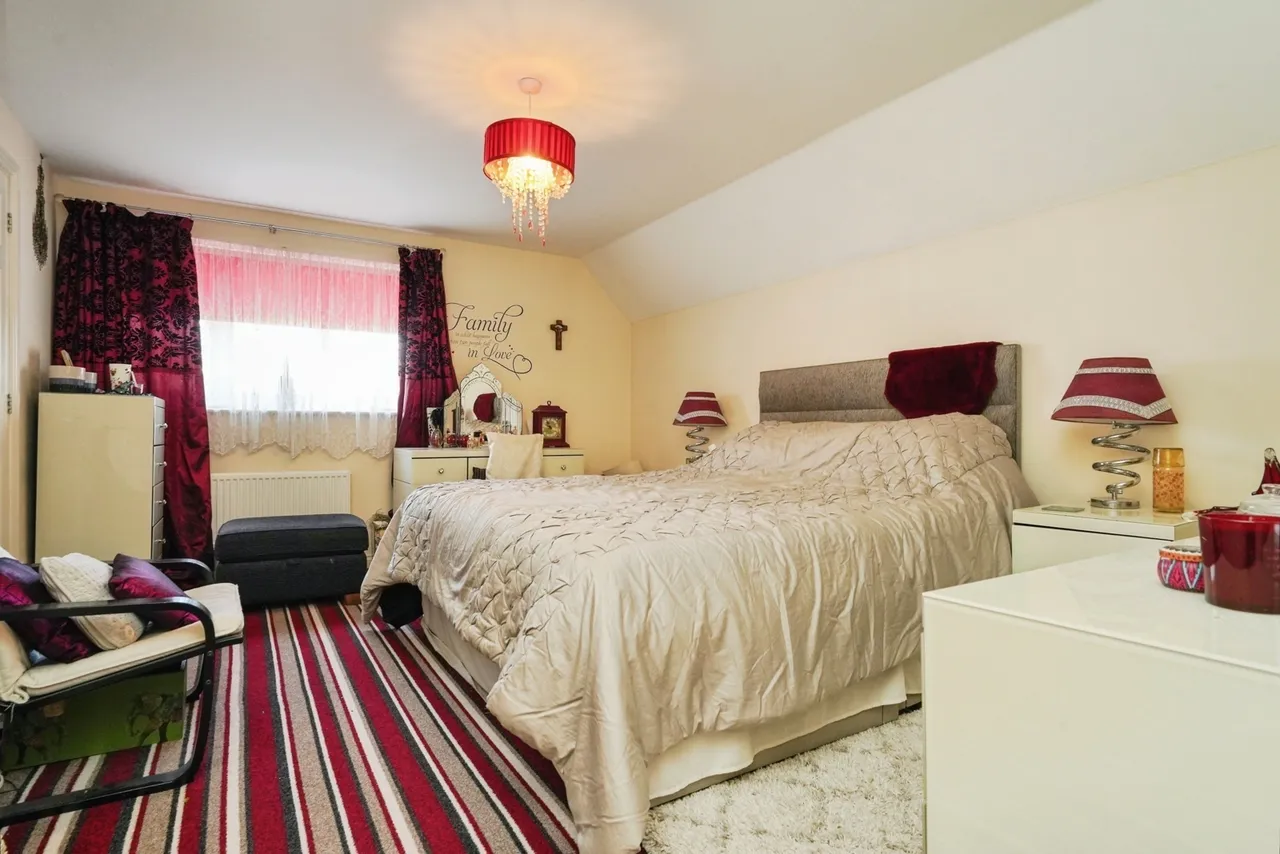 Barnpear Court, Tuffley, Gloucester, Gloucestershire, GL4, photo 9