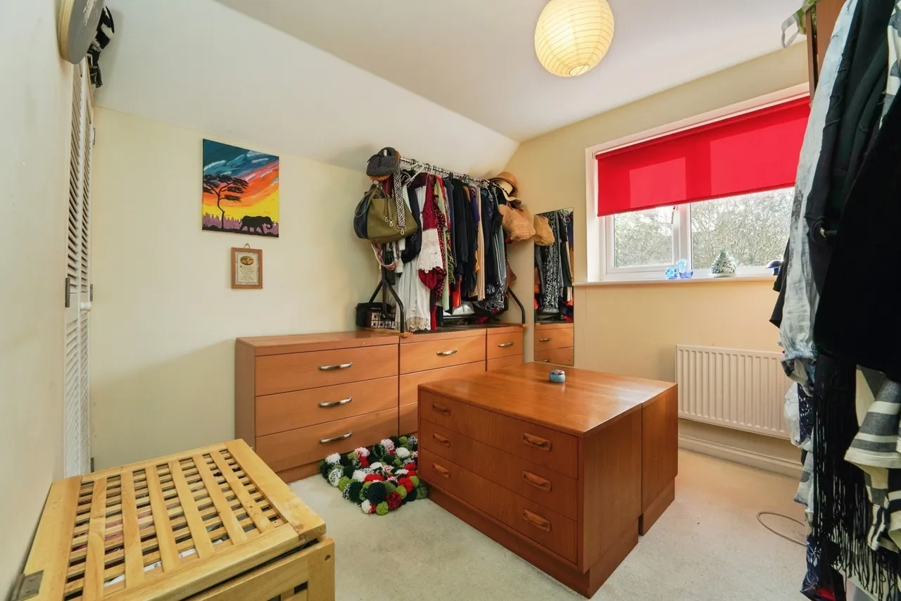 Barnpear Court, Tuffley, Gloucester, Gloucestershire, GL4, photo 12