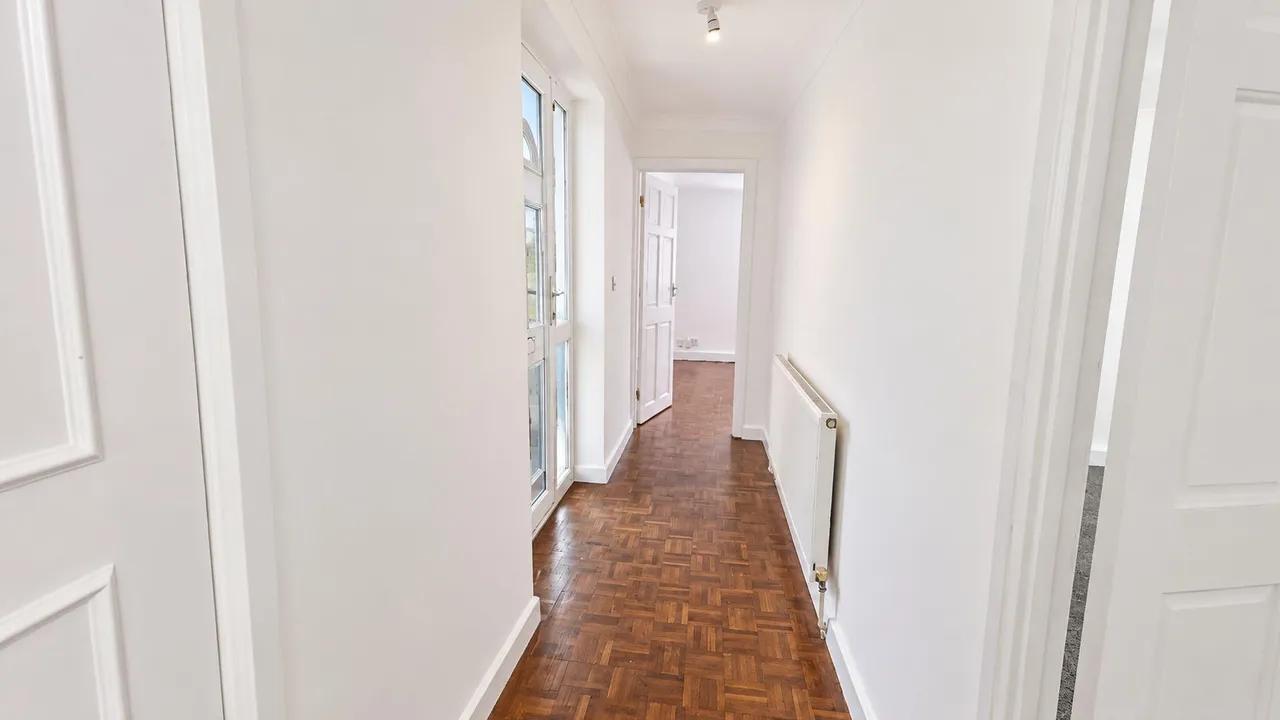 Mill Road, Aveley, RM15, photo 12