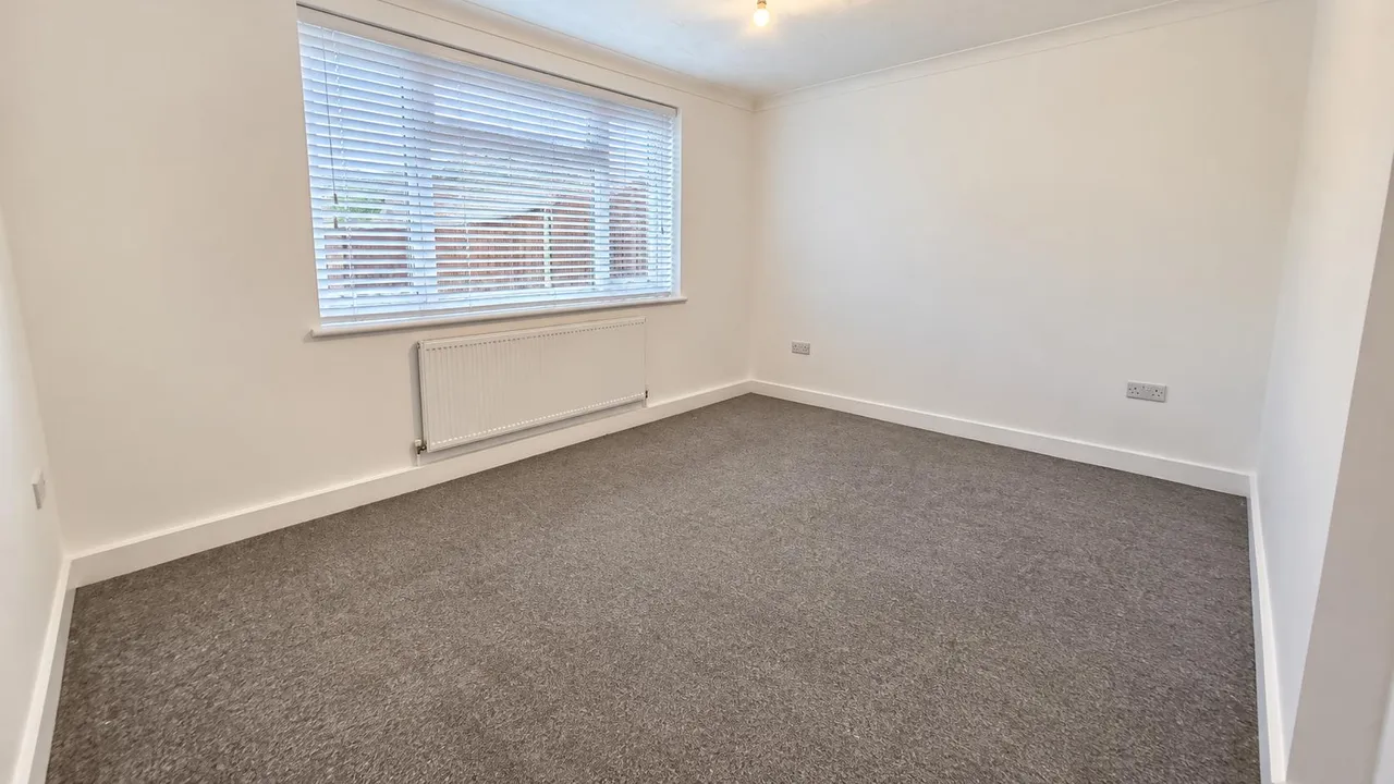 Mill Road, Aveley, RM15, photo 7