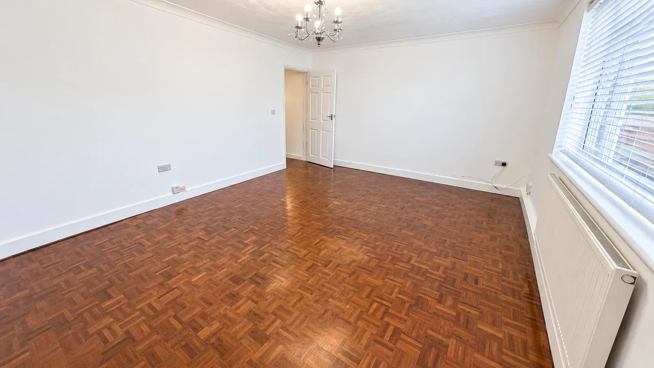Mill Road, Aveley, RM15, photo 5