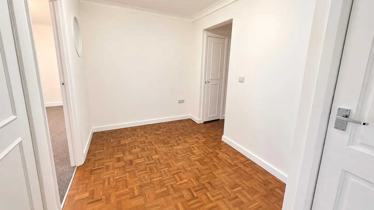 Mill Road, Aveley, RM15, photo 14