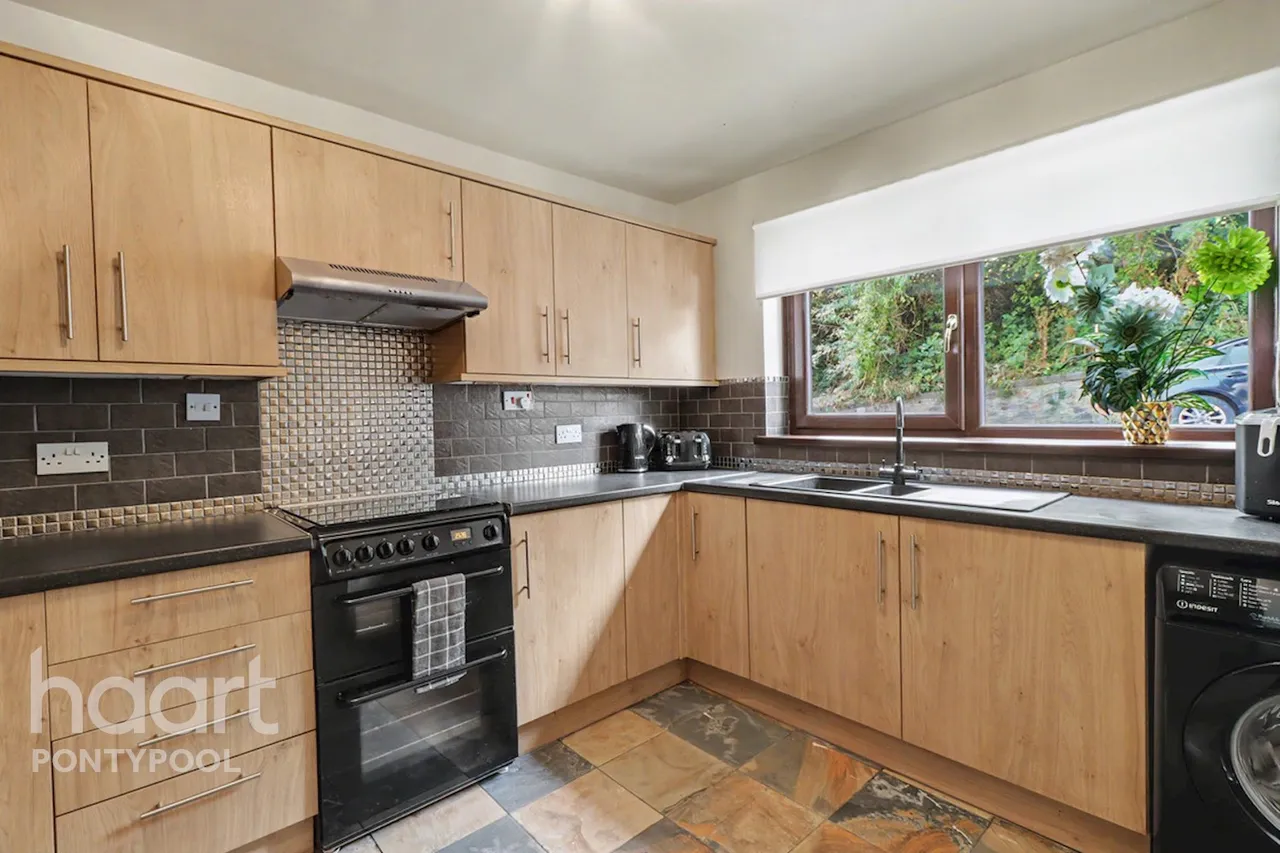 Hill Street, Pontypool, NP4, photo 11