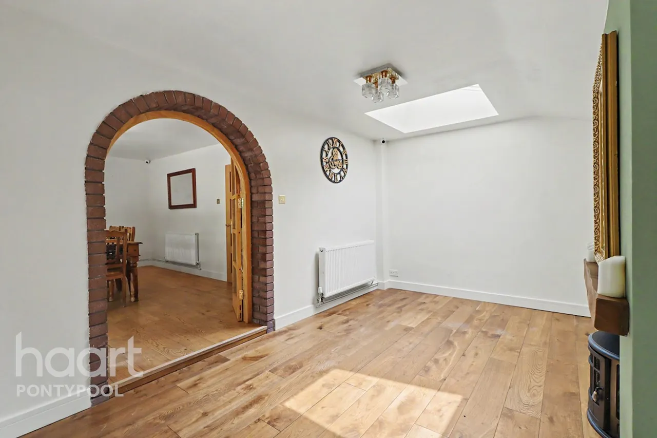Hill Street, Pontypool, NP4, photo 6