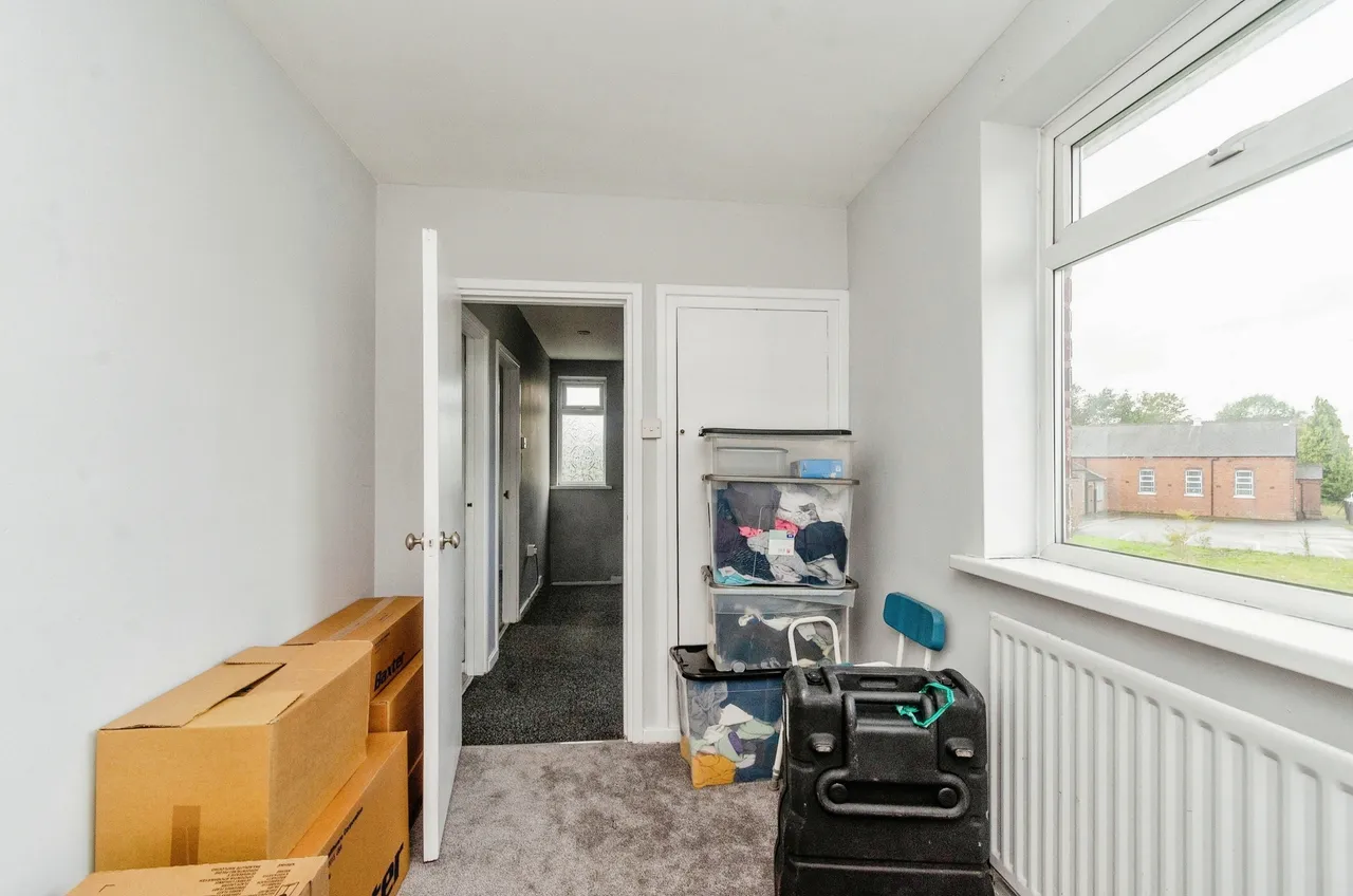 Warner Place, Walsall, WS3, photo 9