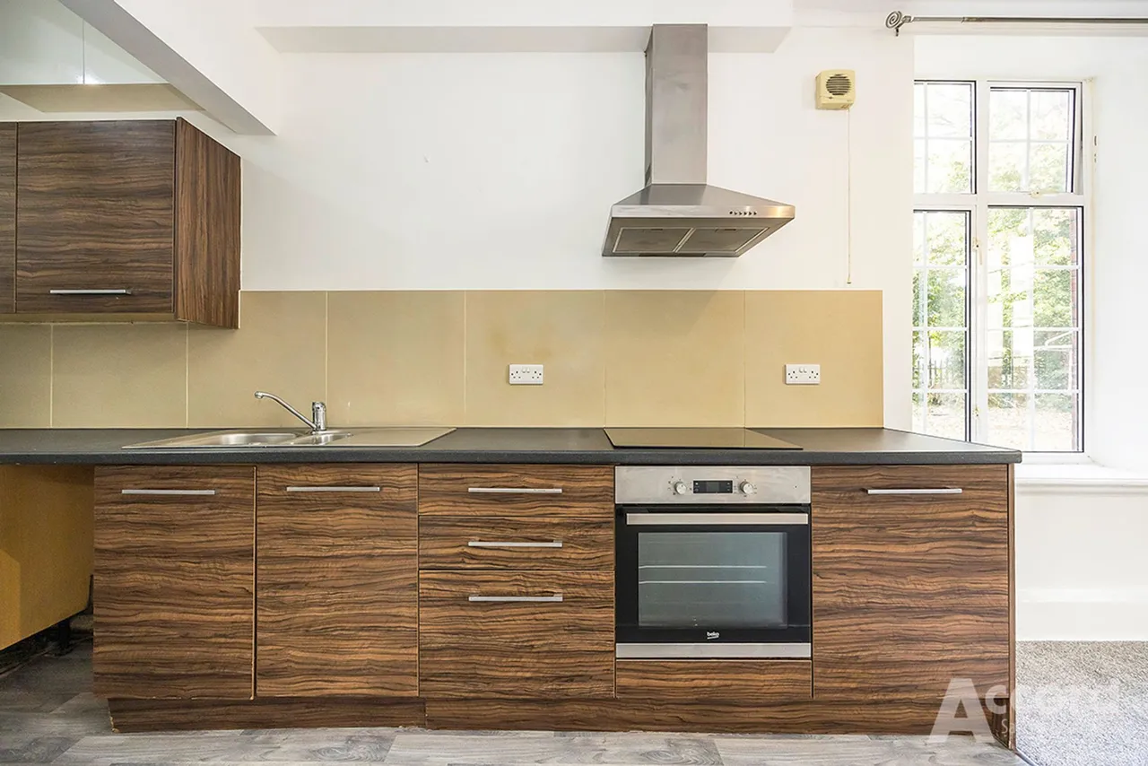 Astra Close, Hornchurch, RM12, photo 2