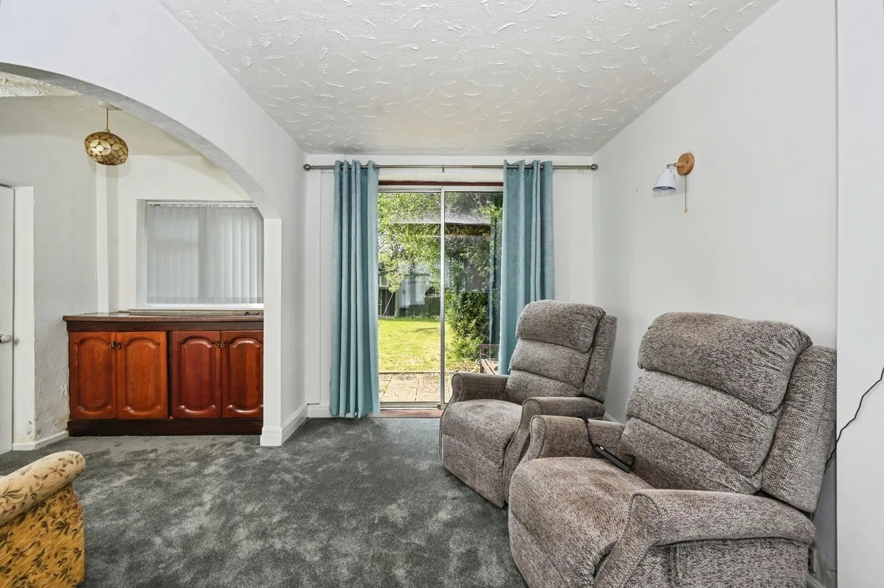 Larch Avenue, Penketh, Warrington, Cheshire, WA5, photo 6