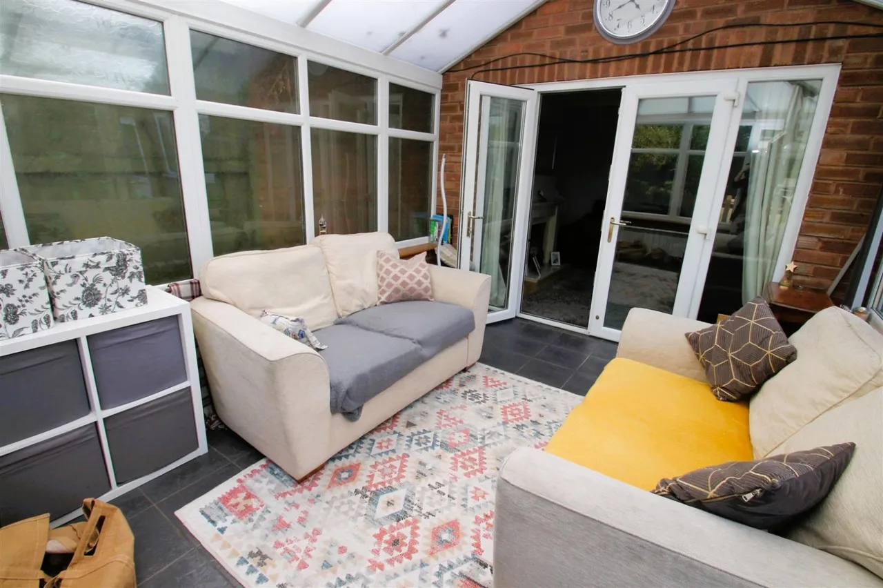 Mayfield Road, Hasbury, Halesowen, photo 7
