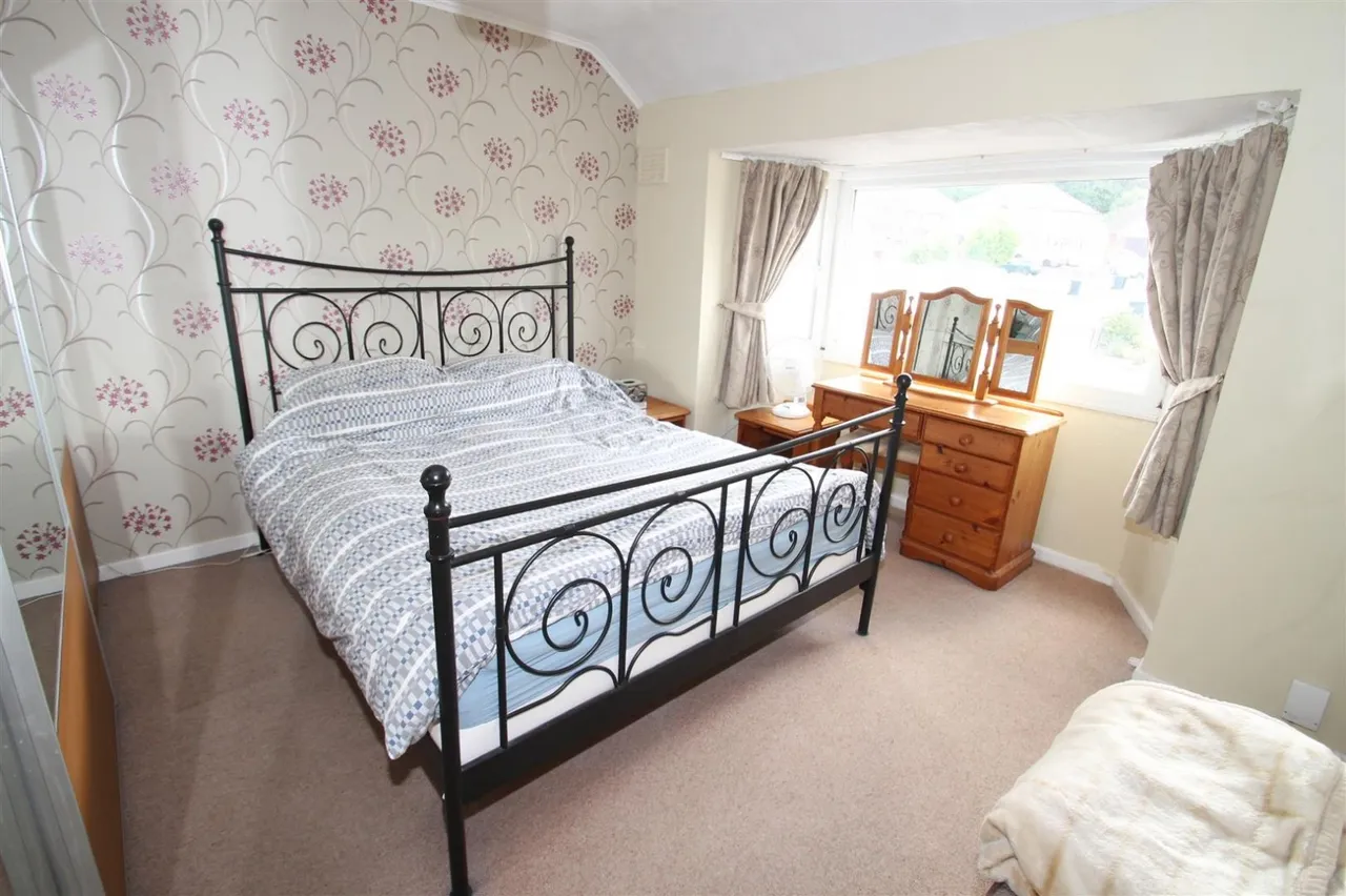 Mayfield Road, Hasbury, Halesowen, photo 16