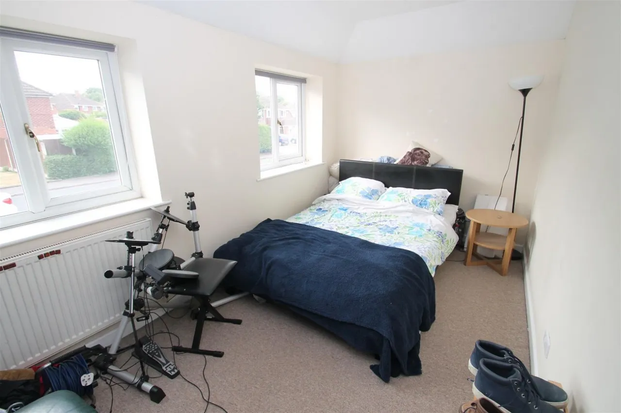 Mayfield Road, Hasbury, Halesowen, photo 17