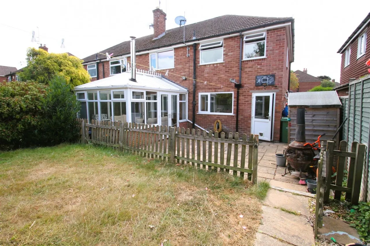Mayfield Road, Hasbury, Halesowen, photo 20