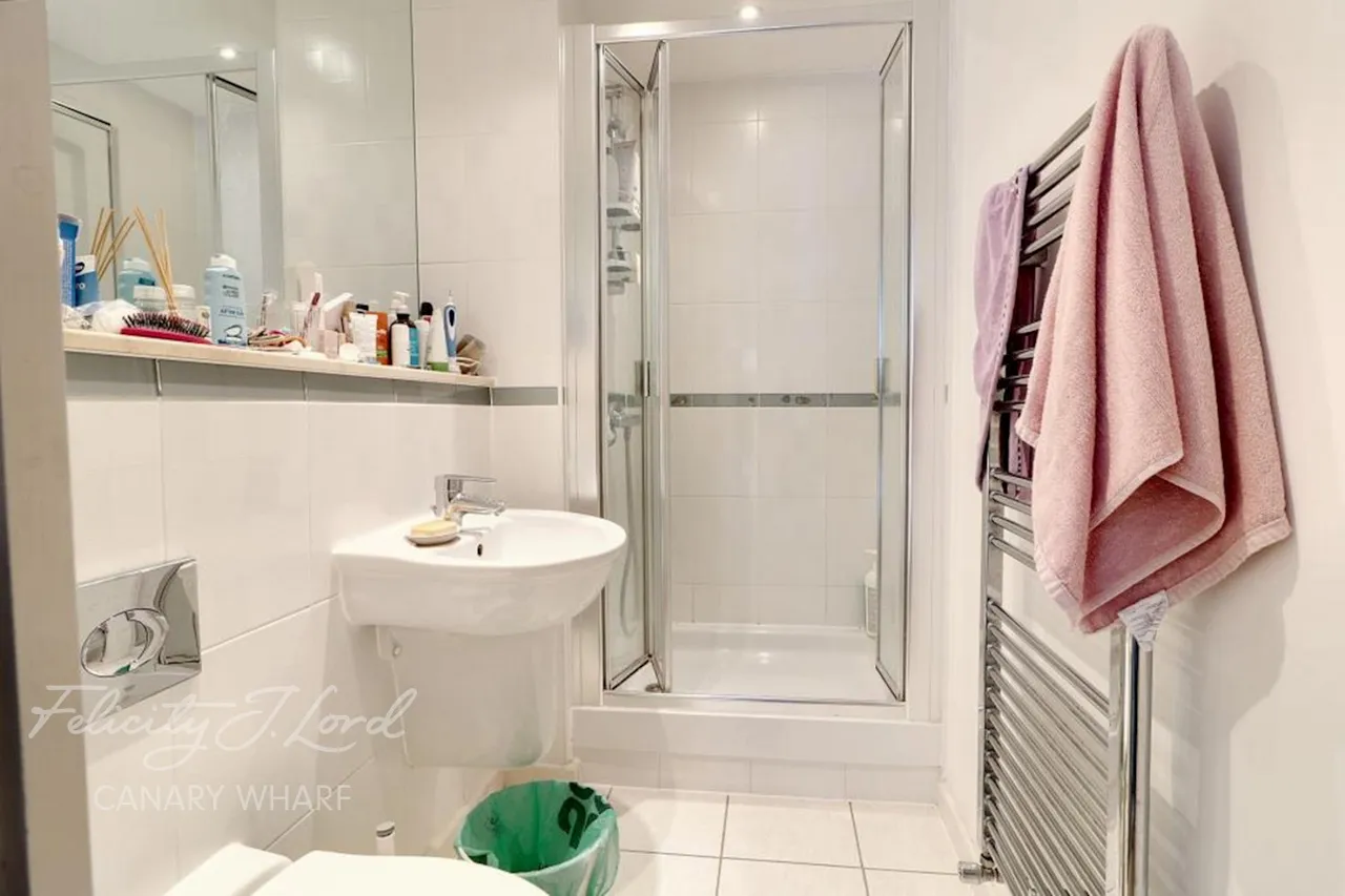 Abbotts Wharf, E14, photo 7