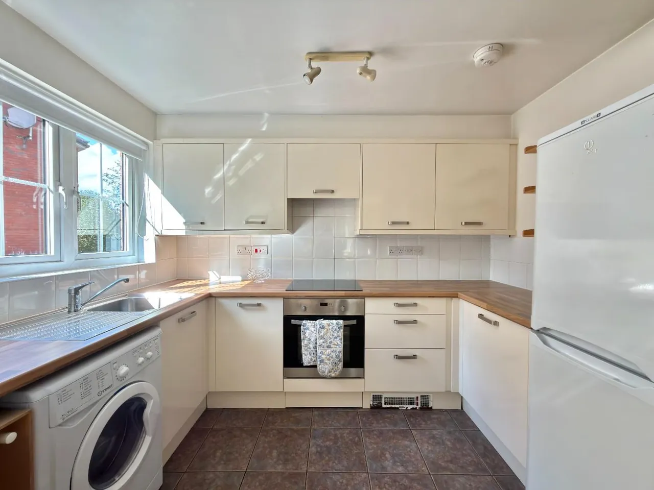 Chelsfield Grove, Chorlton, M21, photo 4