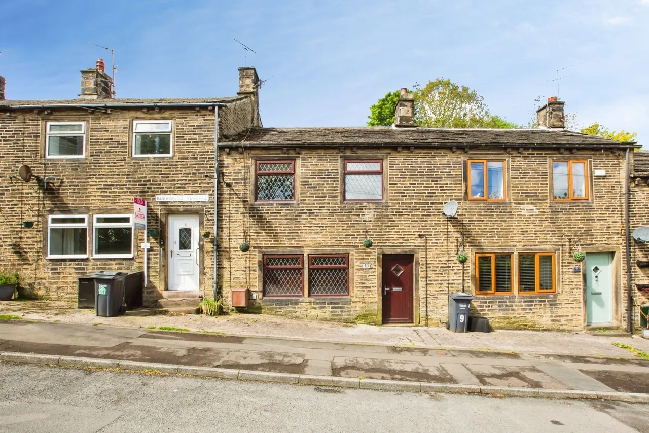 Burrwood Terrace, Holywell Green, Halifax, West Yorkshire, HX4, photo 11