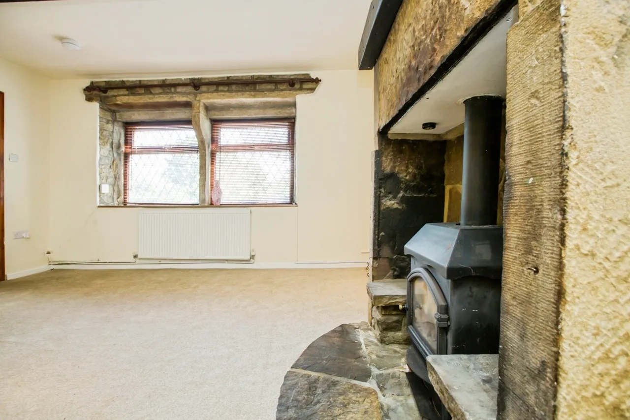 Burrwood Terrace, Holywell Green, Halifax, West Yorkshire, HX4, photo 17