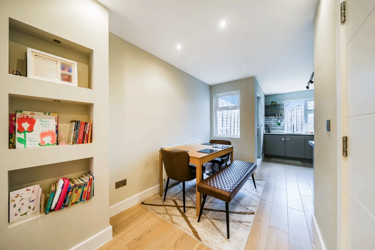 Flora Mews, SE18, photo 9