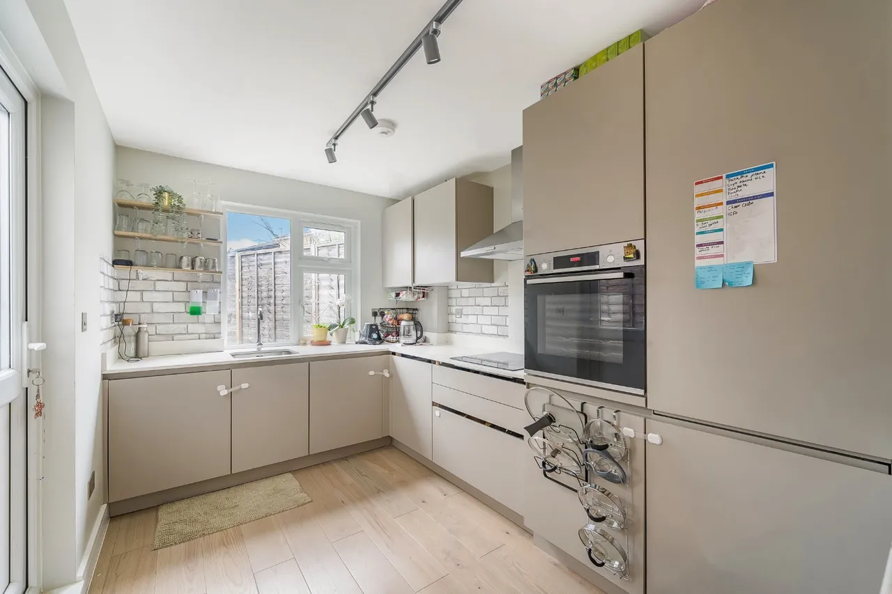 Flora Mews, SE18, photo 2
