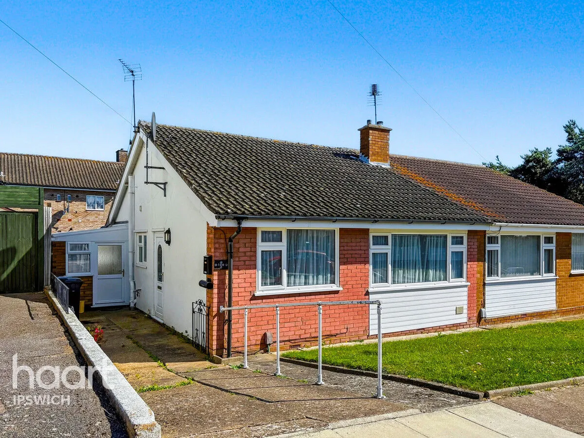 2 bed house for sale, Janebrook Road, Ipswich, IP2