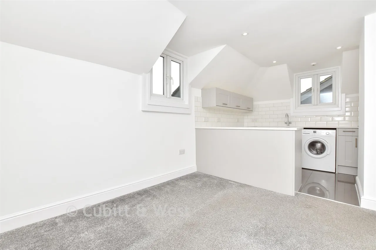 North Street, Carshalton, SM5, photo 14