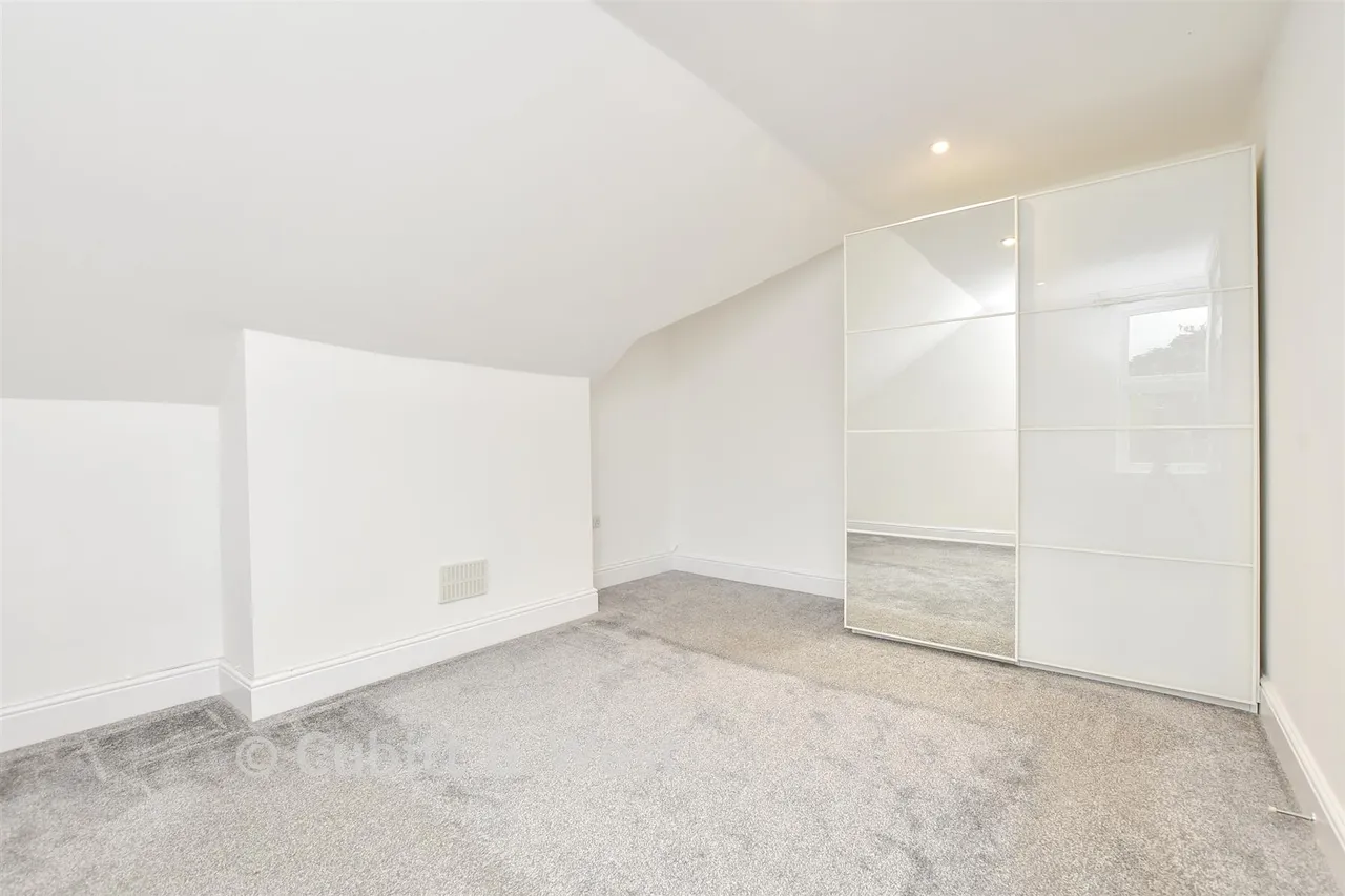 North Street, Carshalton, SM5, photo 4