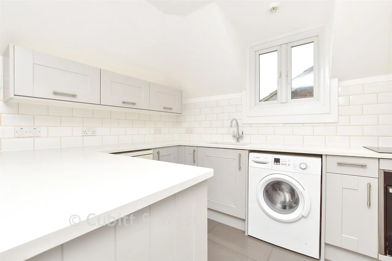 North Street, Carshalton, SM5, photo 11