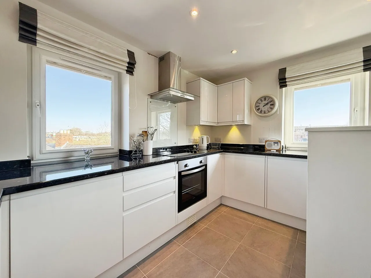 King George Court, Warwick Bridge, CA4, photo 2