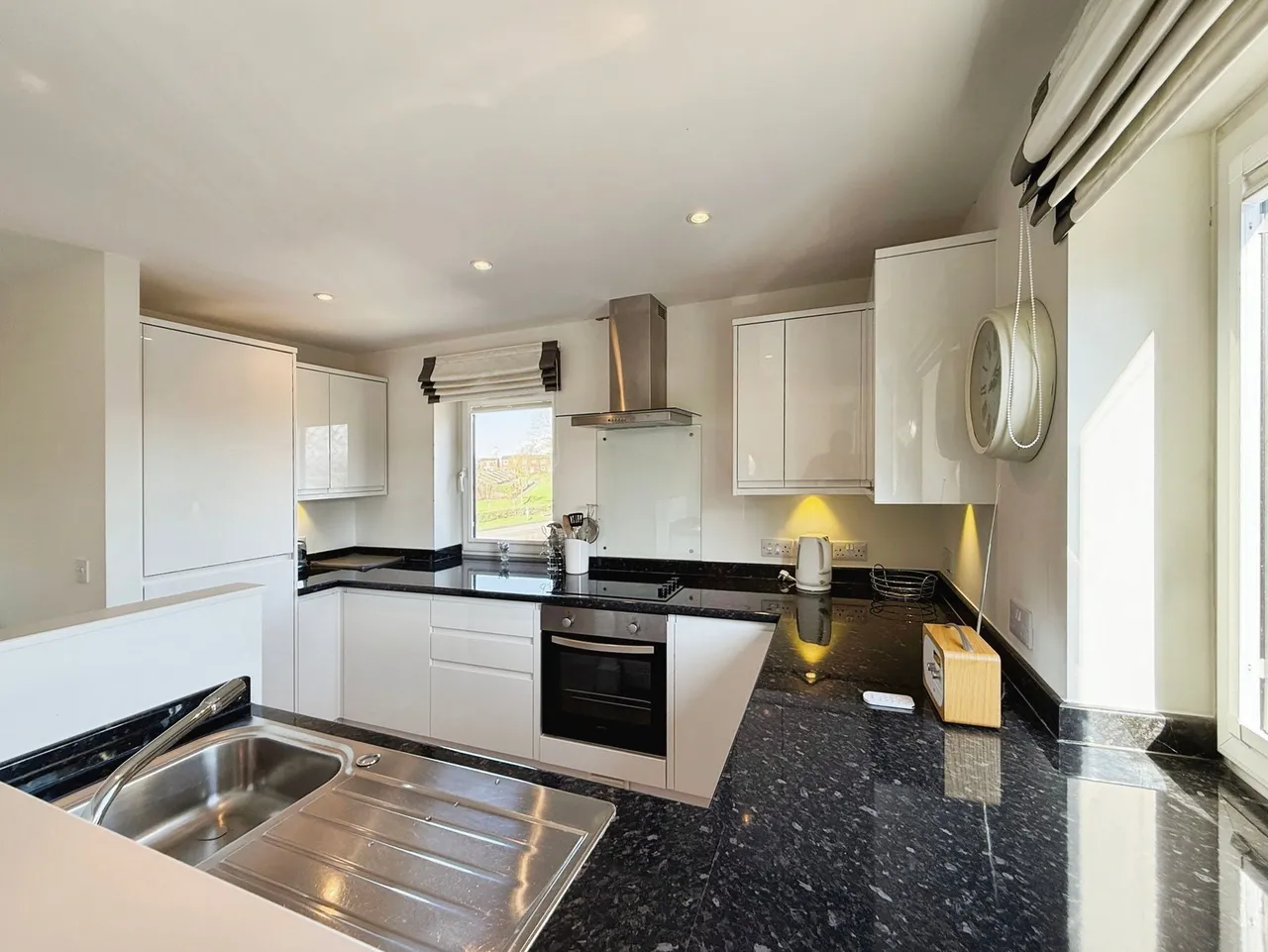 King George Court, Warwick Bridge, CA4, photo 5