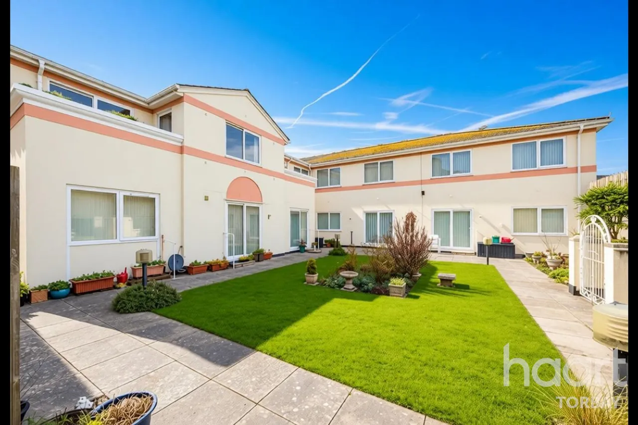 Fisher Street, Paignton, TQ4, photo 9