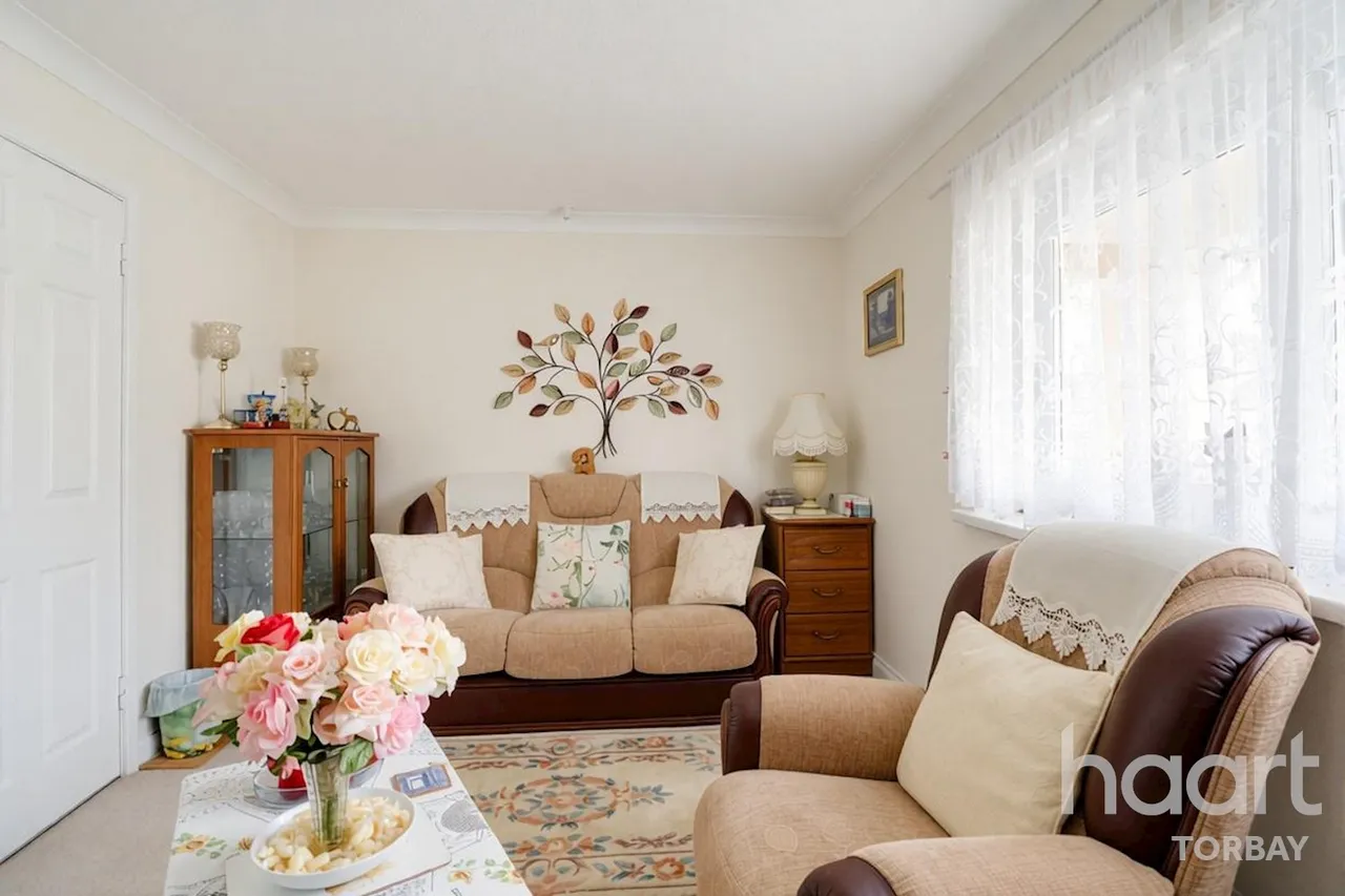 Fisher Street, Paignton, TQ4, photo 3