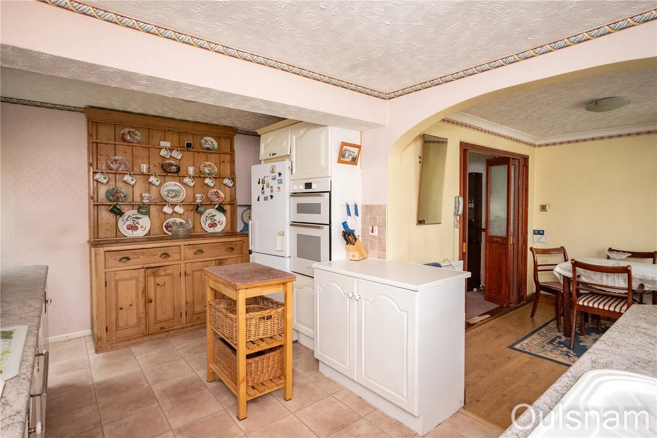 Belvedere Drive, Bromsgrove, Worcestershire, B61 0AJ, photo 2