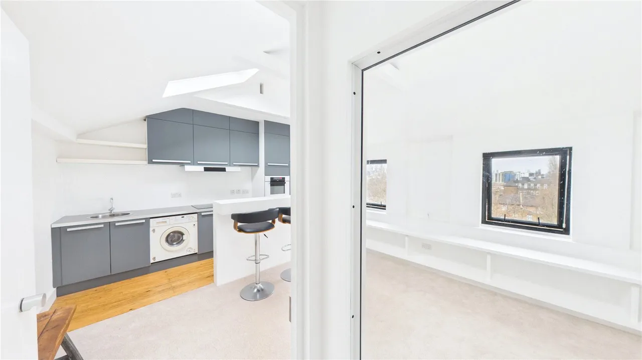 Lewisham Way, London, SE4, photo 24