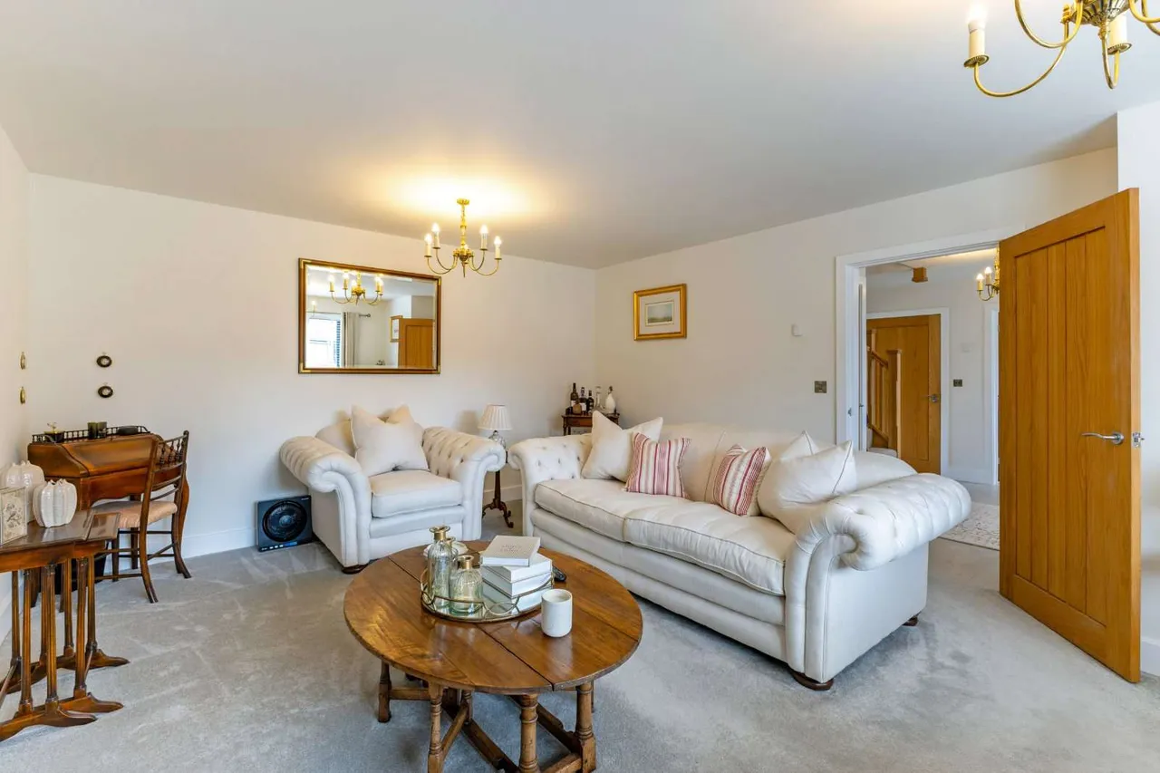 Lea End, Lea, Ross-on-Wye, Herefordshire, HR9 7WZ, photo 3