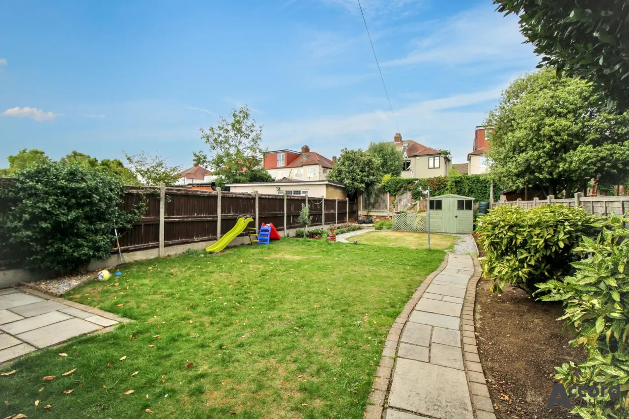 Ashmour Gardens, Romford, RM1, photo 29