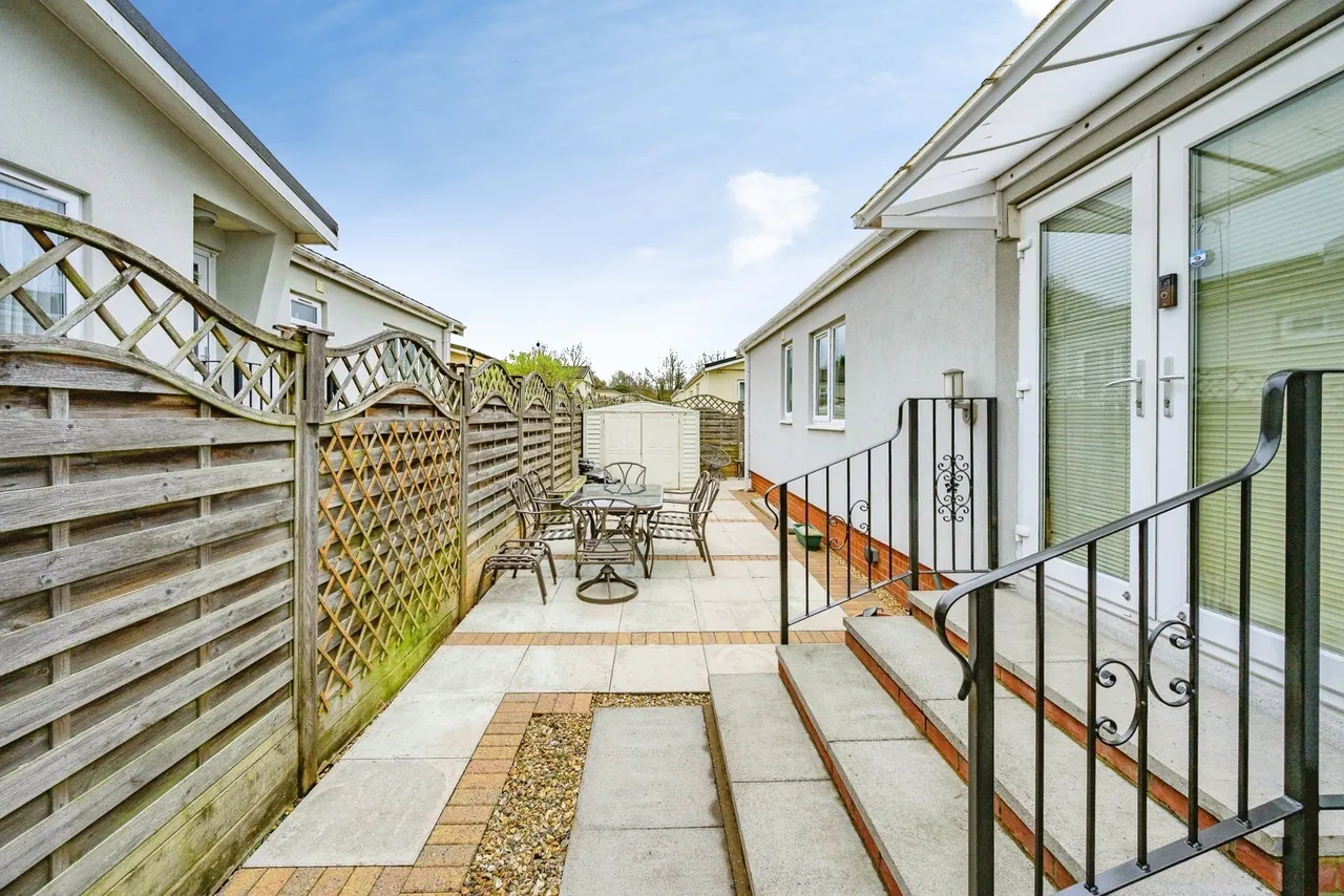 Collins Wood, Residential Park, Caddington, Luton, LU1, photo 19