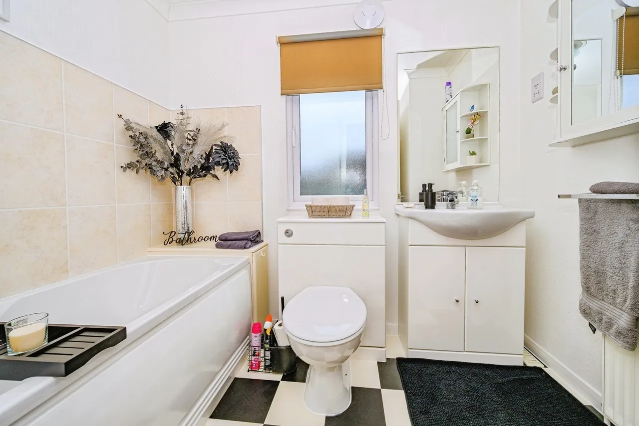 Collins Wood, Residential Park, Caddington, Luton, LU1, photo 17