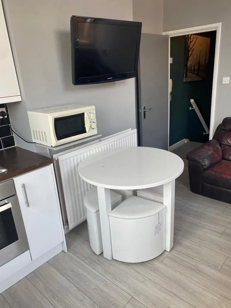 Blackpool Road, Preston, Lancashire, PR2 3AD, photo 2