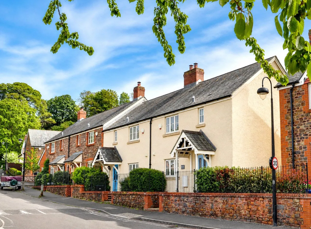 3 bed house to rent, Meadowhayes, Porlock, TA24