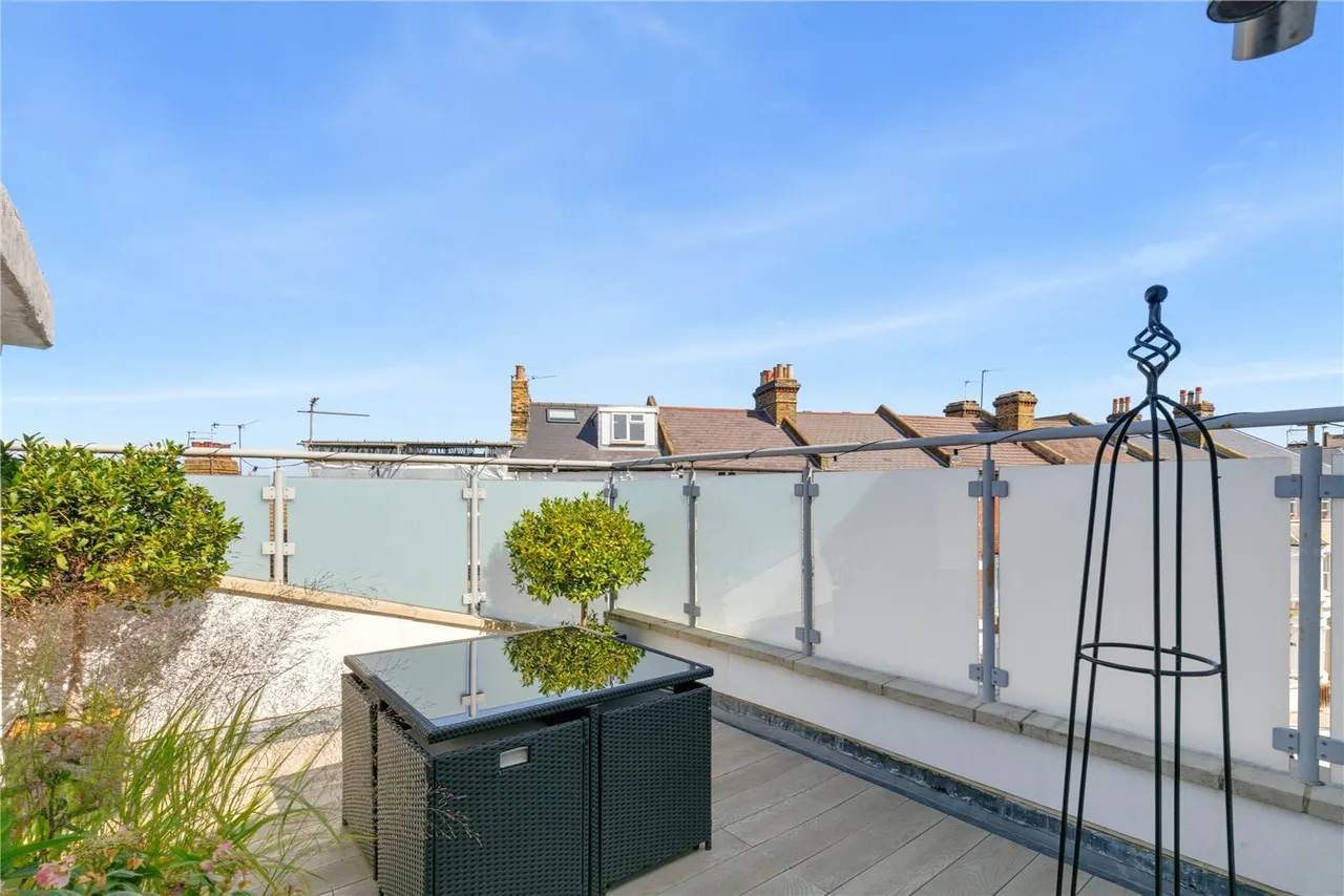 Battersea Rise, London, SW11, photo 9