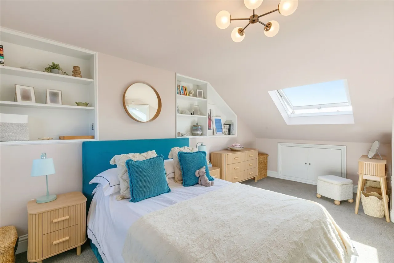 Battersea Rise, London, SW11, photo 5