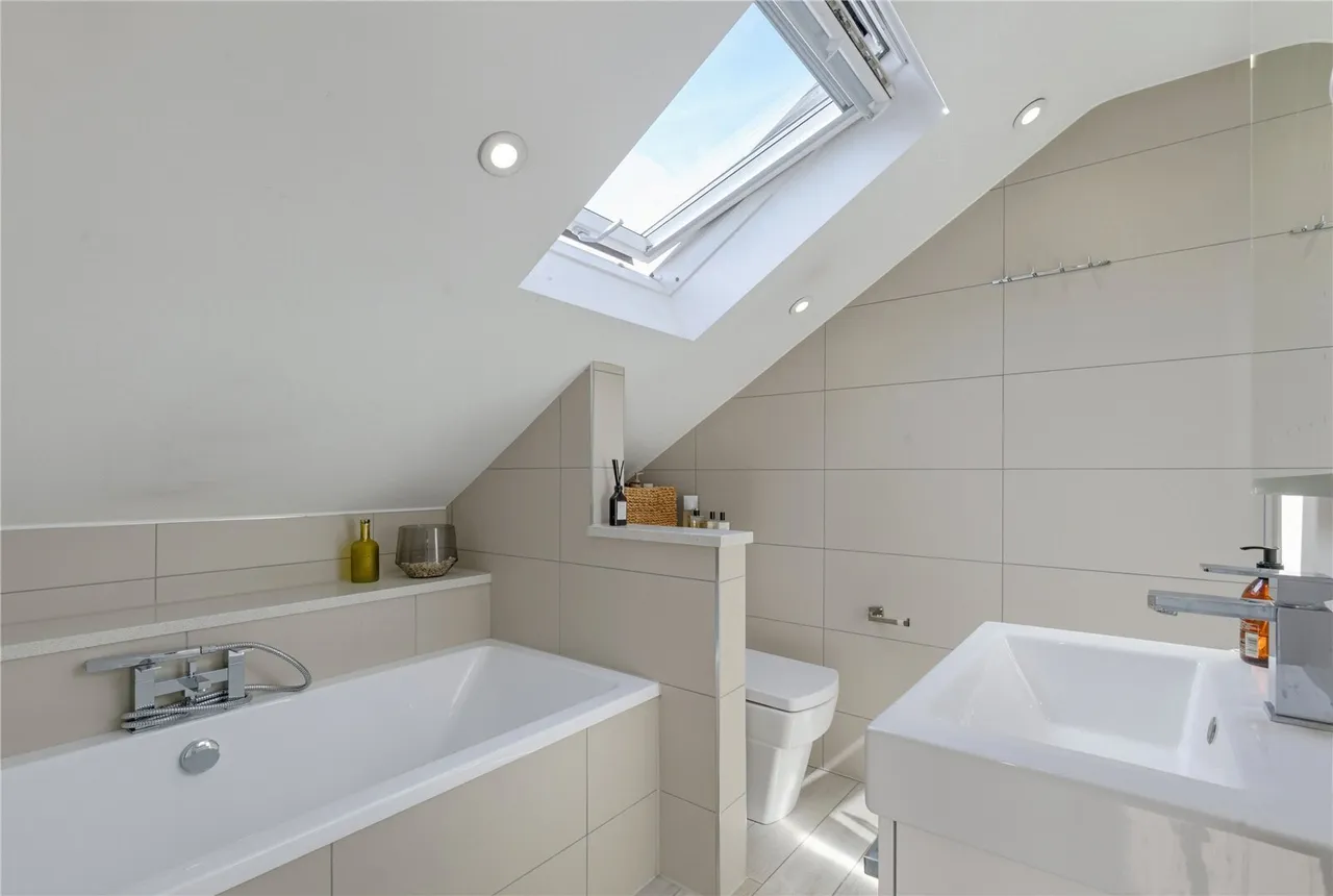 Battersea Rise, London, SW11, photo 6